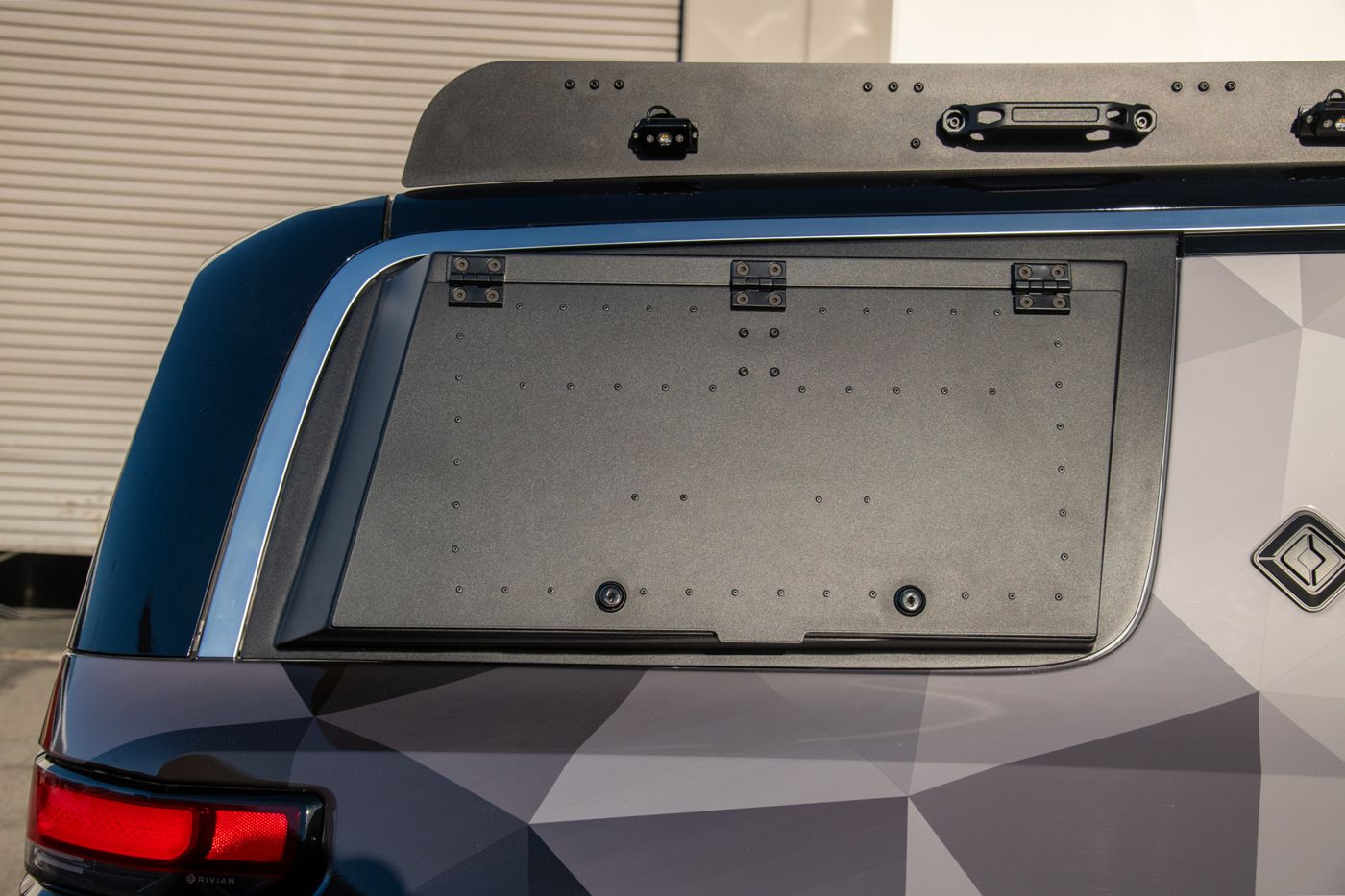 Amazon MGM Studios Rivian R1S and TAP build by DCE, photo 13