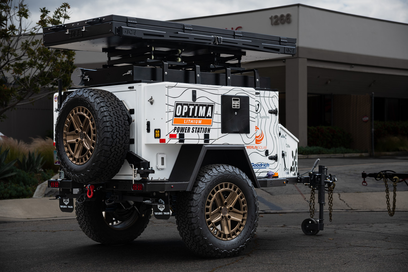 Side View Power Trailer